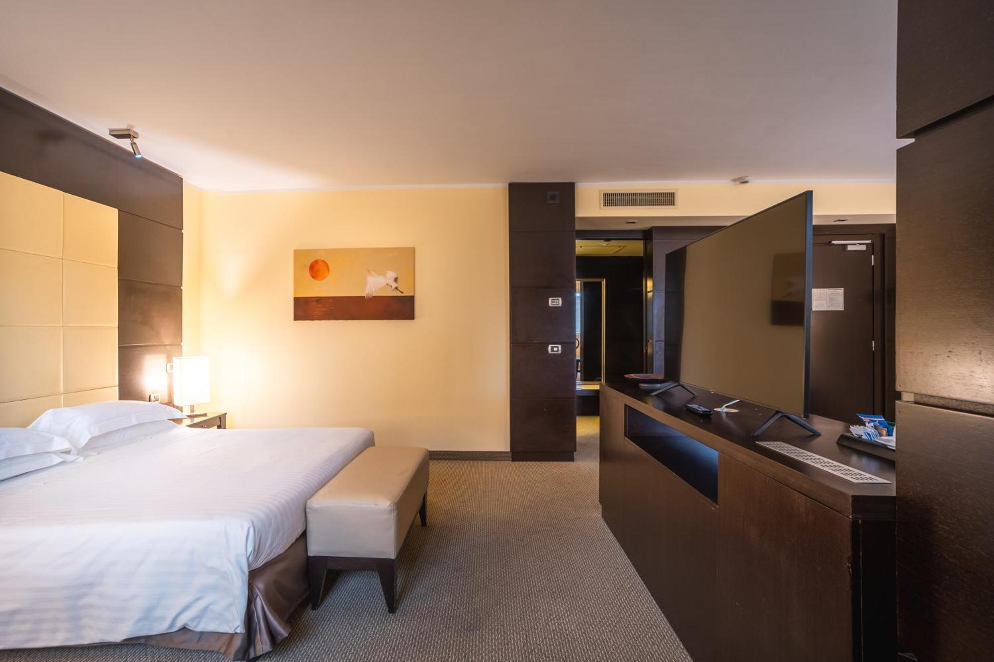 Hotel Airone - Ombrellone Incluso Al Bagno Dolce Vita A Marina Dal 1 Giugno Al 15 Settembre โกรเซตโต ภายนอก รูปภาพ